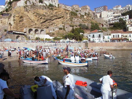 PROCESSIONE RELIQUIA DI SAN FRANCESCO 17-7-2004 (3)